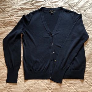 Navy Banana Republic cardigan EUC SZ L